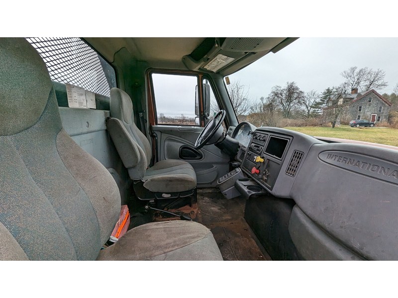 2006 International 7400 Dump Truck